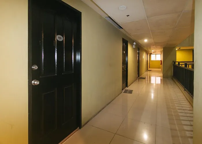 San Marino Jy7 By Reddoorz *